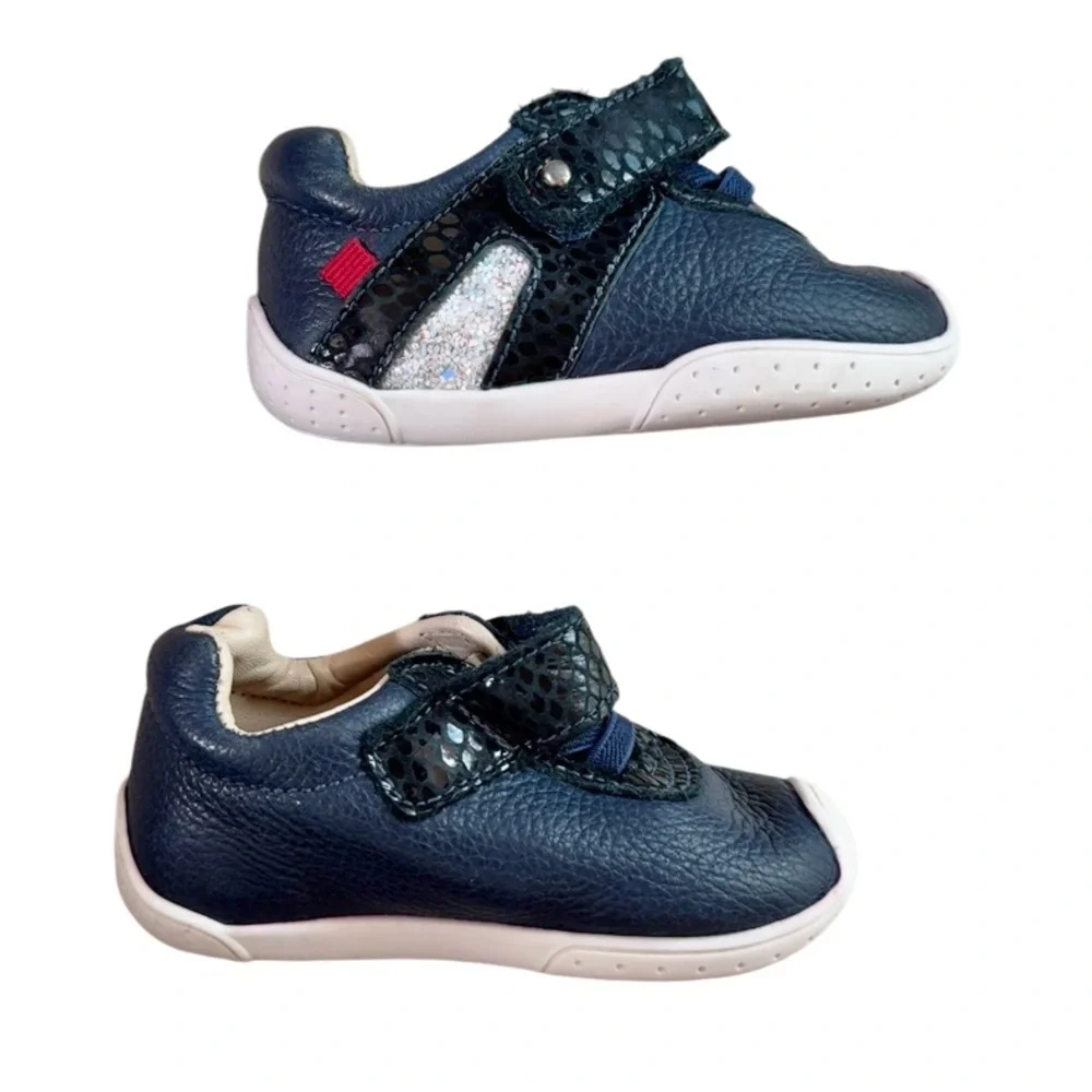 MARC JACOB navy leather tennis shoes ROBEEZ GIrls size 5.5